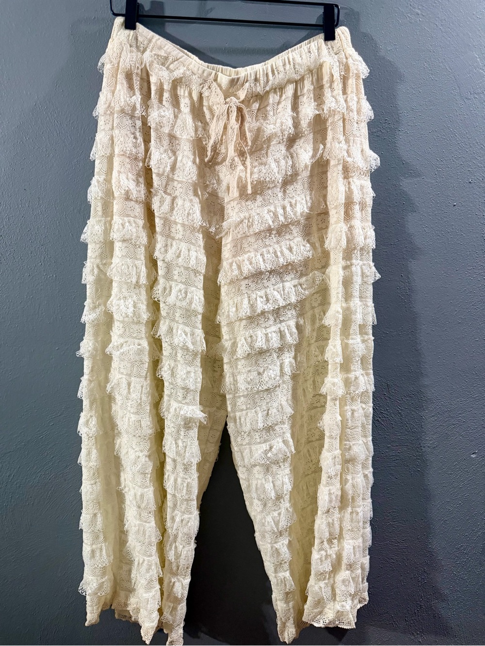 POL Cream Ruffle Wide-Leg Pants